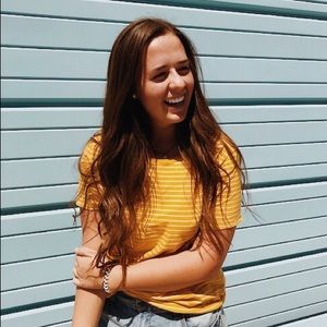 Meet your Posher, Mia